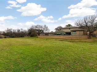 1524 Waltham Ct, Arlington, TX 76012