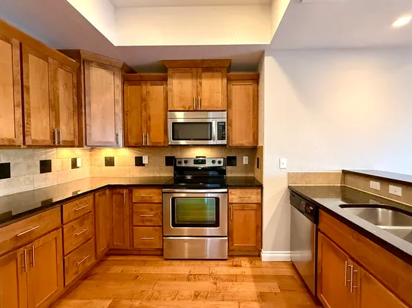 1284 N Downing St #205, Denver, CO 80220