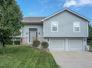 8304 NE 108th Ter, Kansas City, MO 64157