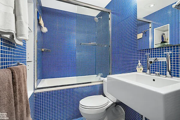 Rented by Brown Harris Stevens | media 6