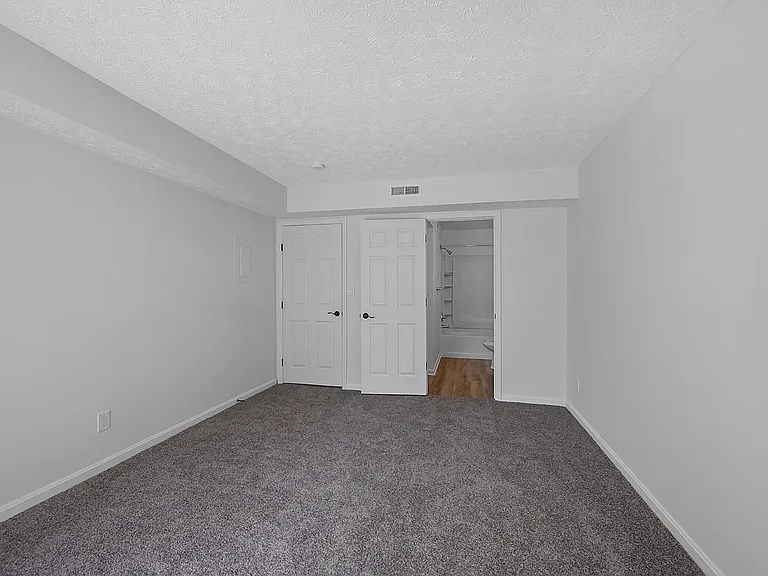 Indian Lookout Apartments — Photo 93
