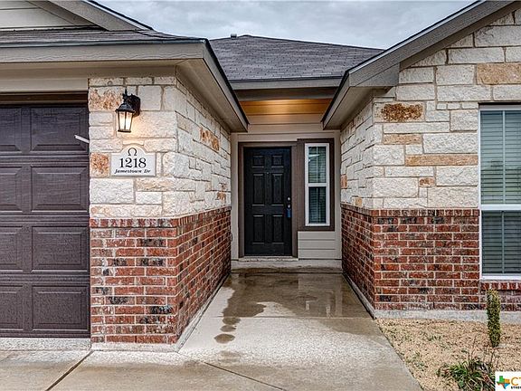 4th image of 1218 Jamestown Dr