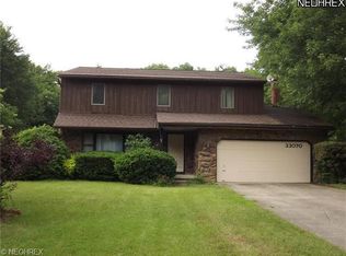 33070 Boulder Dr, North Ridgeville, OH 44039