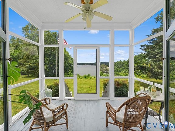 4th image of 120 River Hill Rd