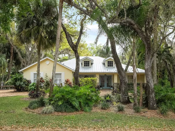 3600 Wilderness Drive E, Fort Pierce, FL 34982