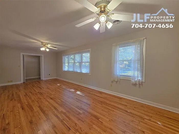 3 bed, 2.0 bath, 1853 sqft, $1,850 — Photo 4