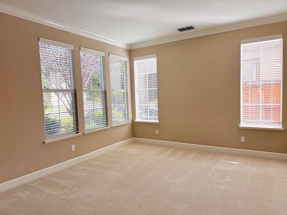 1st image of 1143 Souza Way