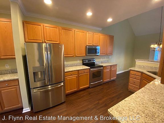 5th image of 10721 Yellow Tail Ct
