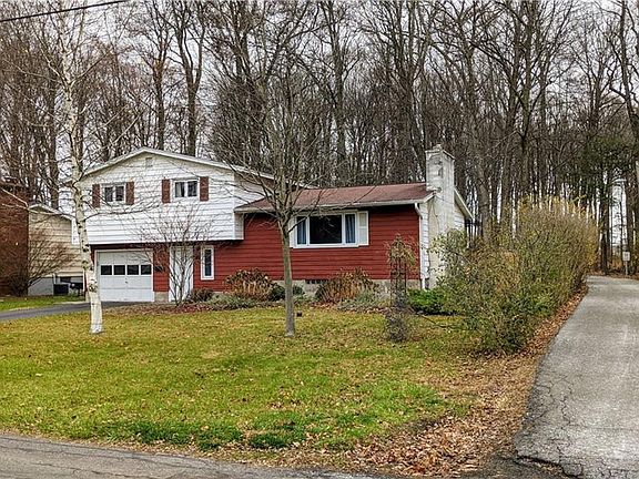 2nd image of 121 Sagamore Dr S