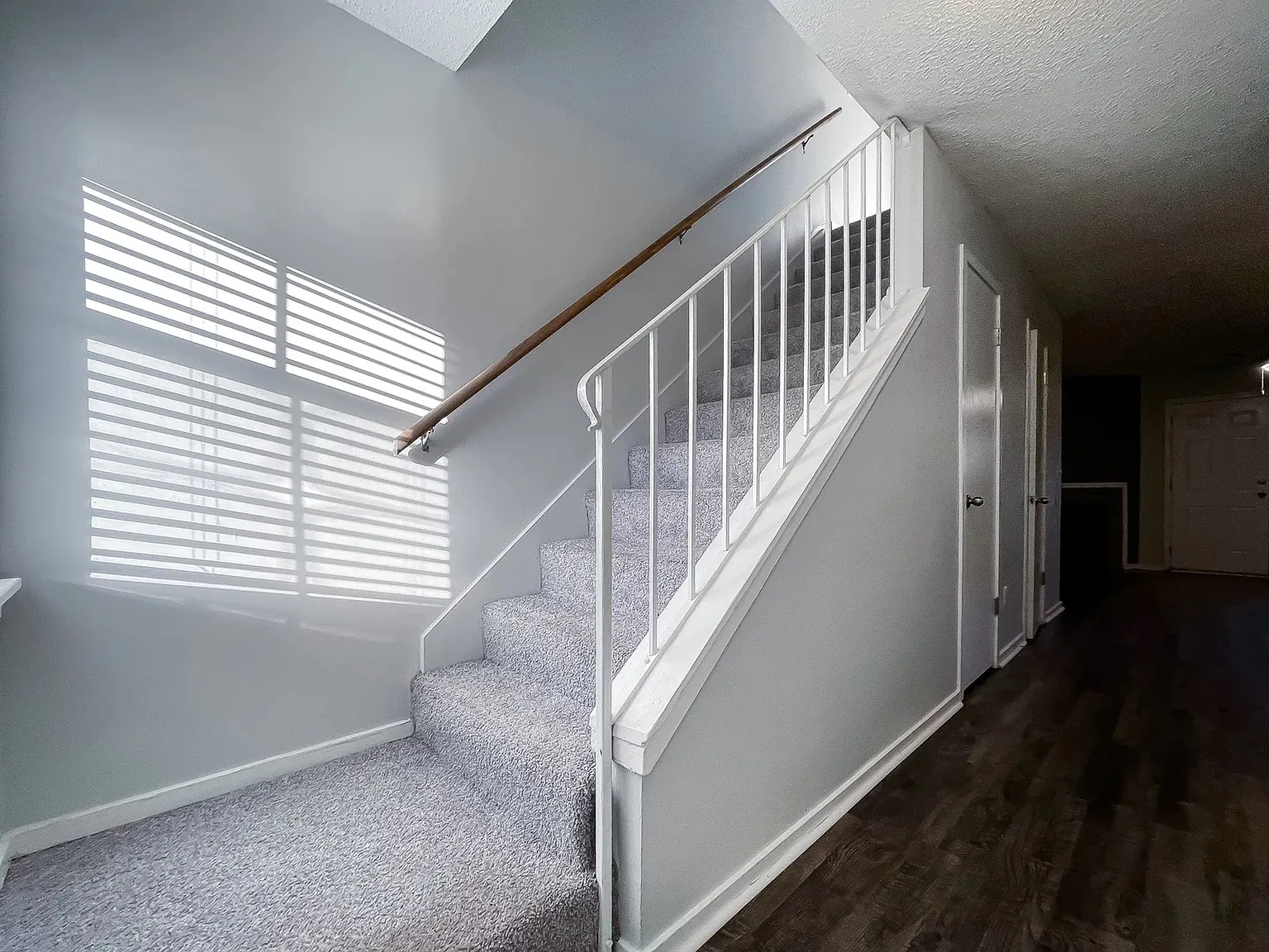 Plantation Flats Apartment Homes — Photo 4
