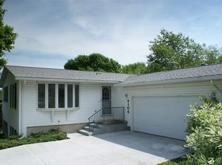 4106 Sturgis Dr, Cedar Falls, IA 50613
