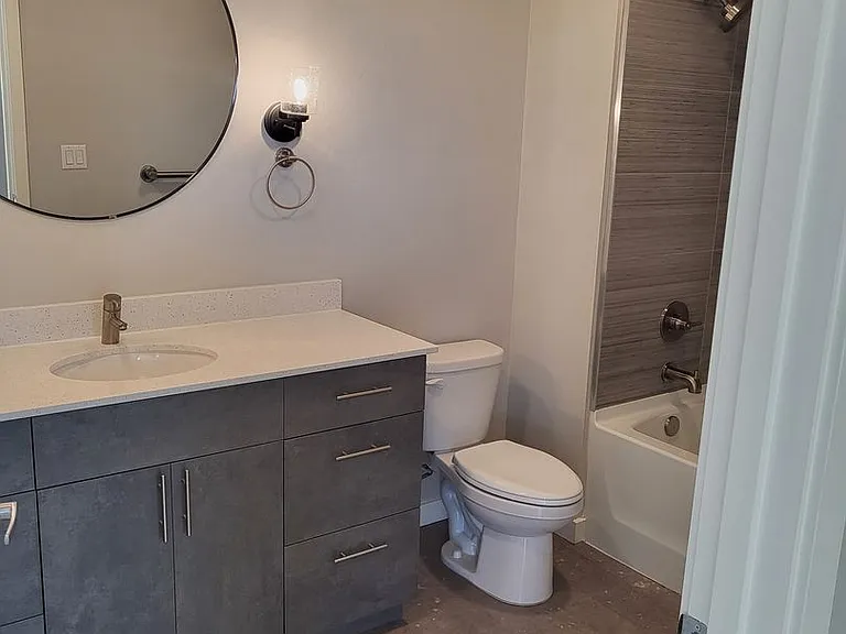 Pacific Ridge Apartments — Photo 40