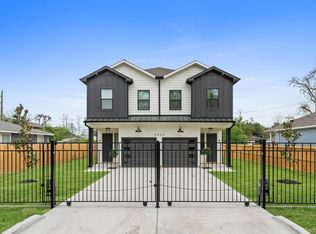 6904 Covington Dr #A, Houston, TX 77091