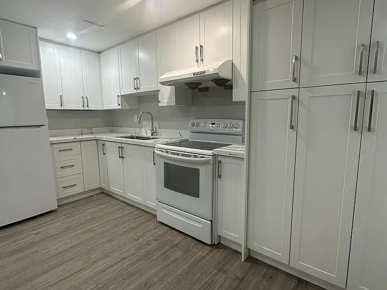 618 Beckworth Sq #BASEMENT — Photo 8