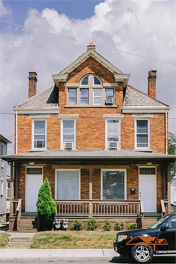 172 E 11th Ave