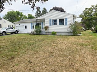 112 S Street Rd, Auburn, NY 13021