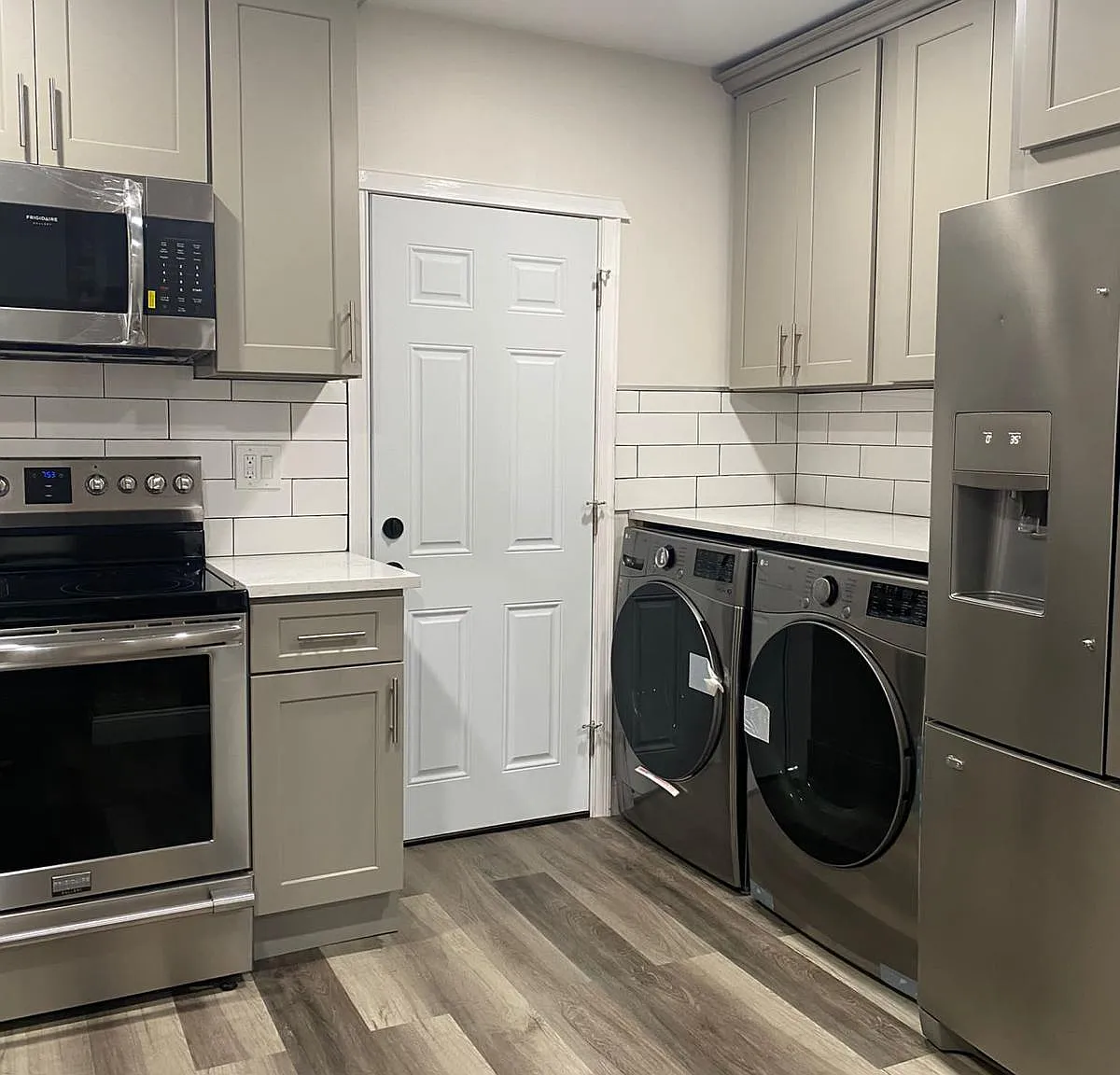 2 bed, 2286 sqft, $2,200 — Photo 2