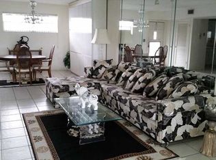 9520 S Hollybrook Lake Dr APT 105, Pembroke Pines, FL 33025