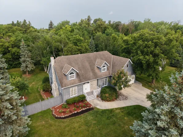 701 3rd Ave NE, Roseau, MN 56751
