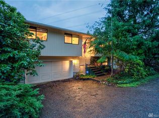 21012 Damson Rd, Lynnwood, WA 98036