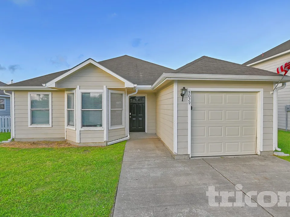 5029 Hauna Ln