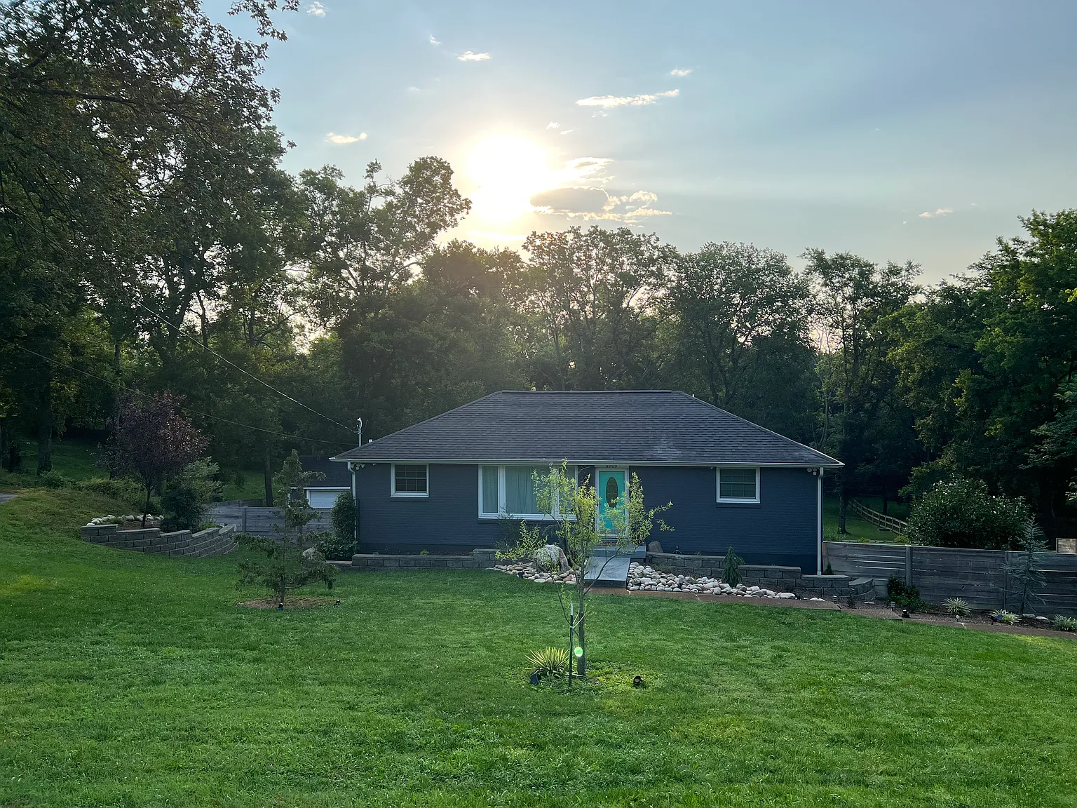 4 bed, 2250 sqft, $3,200 — Photo 1