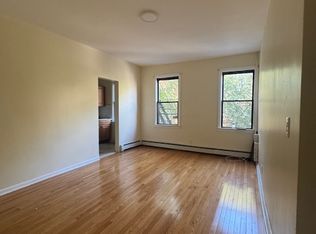 327 2nd St APT 3, Jersey City, NJ 07302
