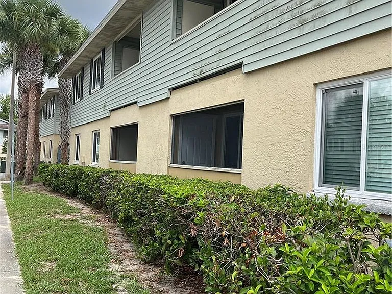 528 Golden Raintree Pl — Photo 1