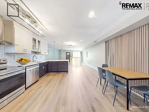 4th image of 1615 Bergen St #1