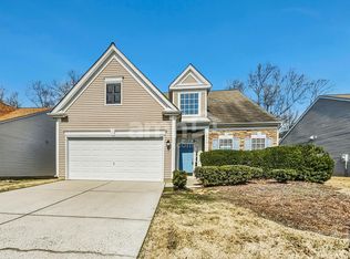 8510 Heron Glen Dr, Charlotte, NC 28269