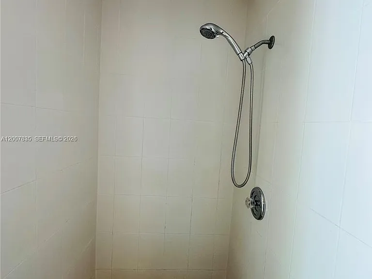 2816 Pine Tree Dr #3 — Photo 12