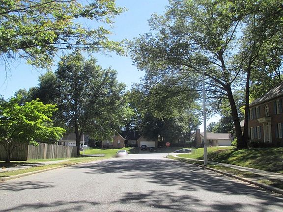 4th image of 3955 Isleworth Dr
