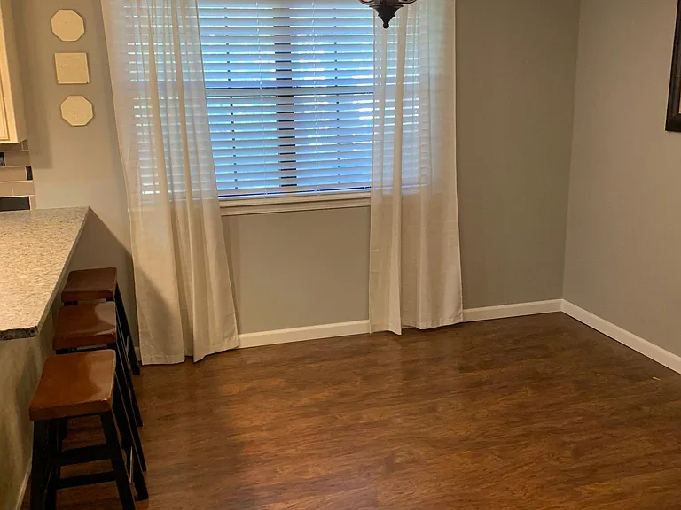 2912 Denise Dr — Photo 7