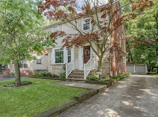 4034 Bluestone Rd, Cleveland Heights, OH 44121