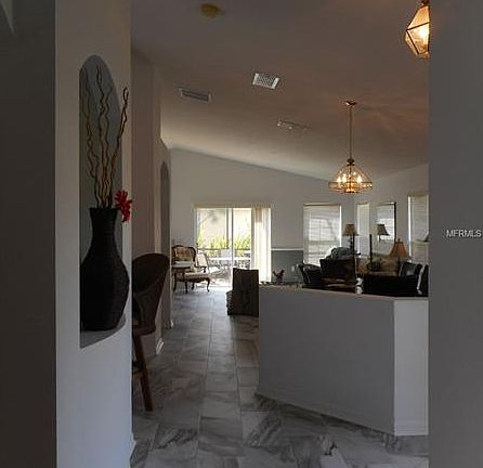 5th image of 441 Grand Canal Dr
