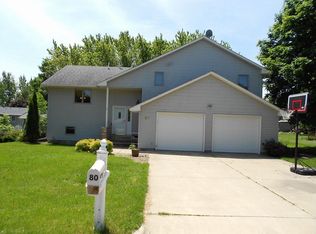 80 Becky Dr, Jackson, MN 56143