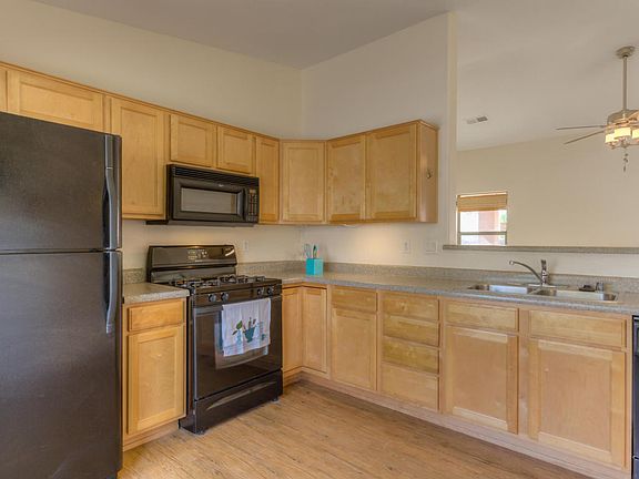 2nd image of 217 Calle Evangeline