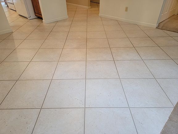 5th image of 690 Oakway Dr