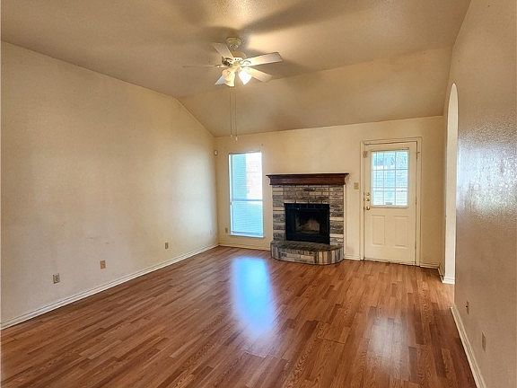 2nd image of 2702 Roadrunner Dr