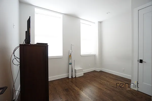 Rented by Rennit Inc. | media 12