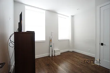 Rented by Rennit Inc.