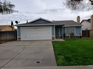 626 Periwinkle Dr, Patterson, CA 95363