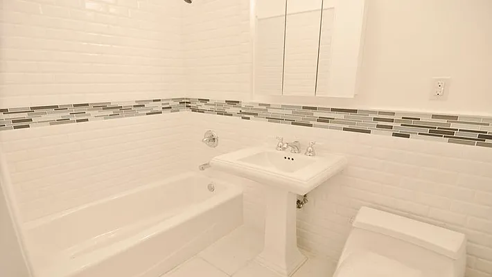 Rented by Park Property Advisors | media 24