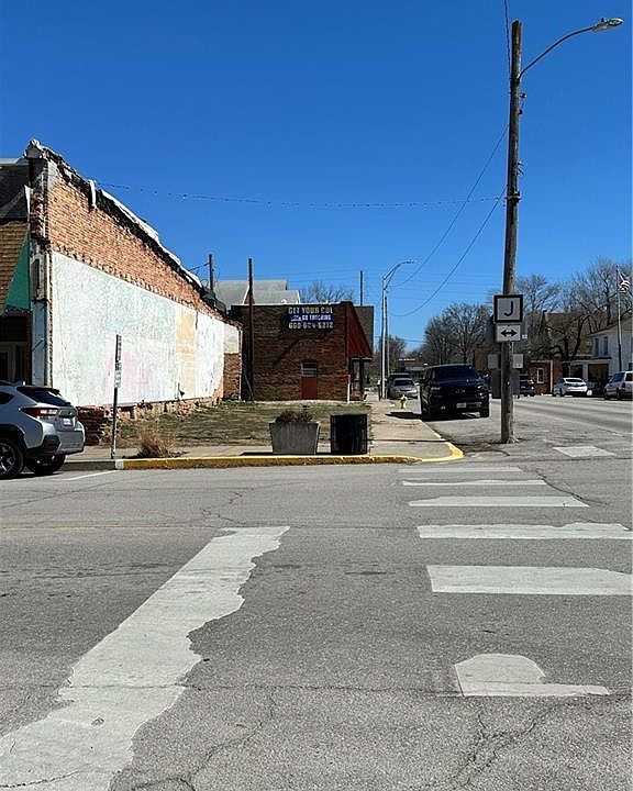 1st image of 102 N State St
