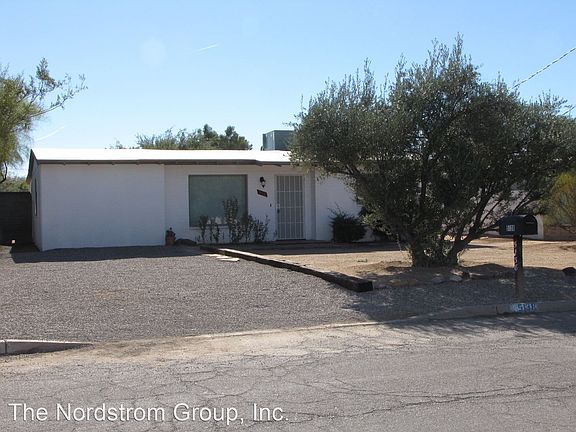 3rd image of 5138 E Lee St #9