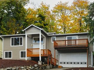 2408 Talbot Crest Dr S, Renton, WA 98055