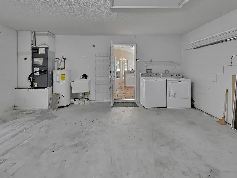 1110 Plover Pl — Photo 29