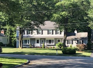 63 Chimney Ridge Dr, Morristown, NJ 07960