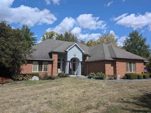 203 W Madison Ave, Bluffton, IN 46714