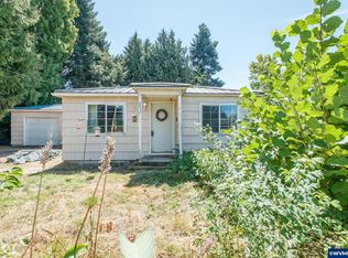 4452 Dover Ave NE, Salem, OR 97305